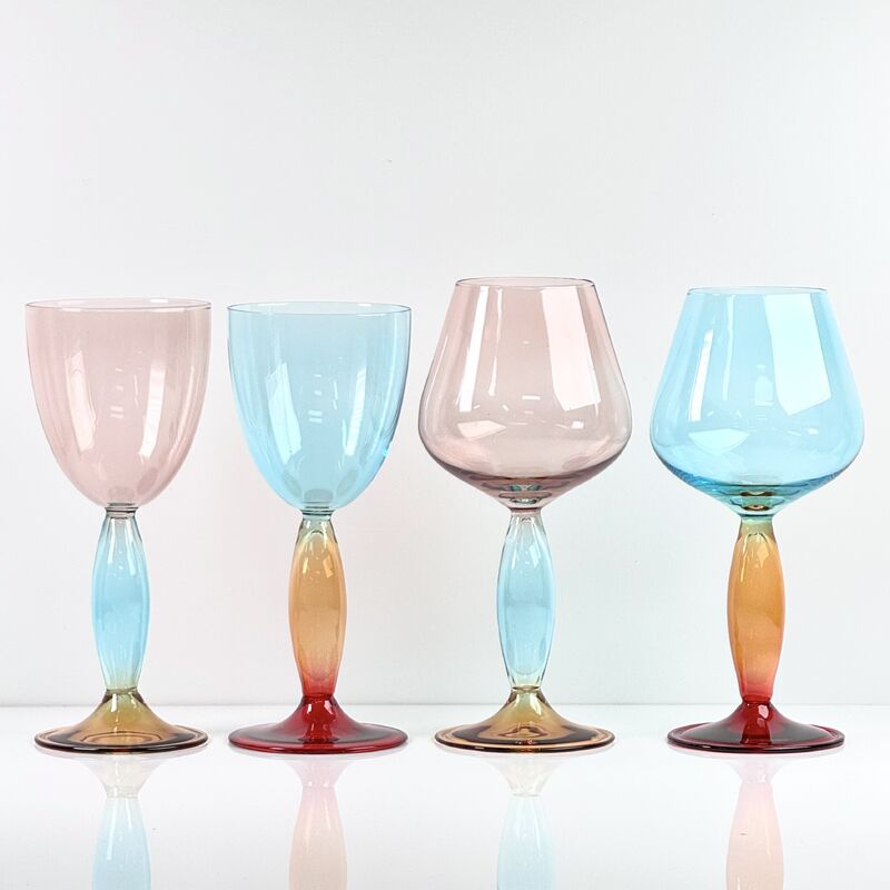 Chất lượng Hand-Blown Gradient Color Borosilicate Wine Glasses, Multi-Color Artistic Stem Goblets for Wine, Cocktail, Home Bar & Party Decor nhà máy
