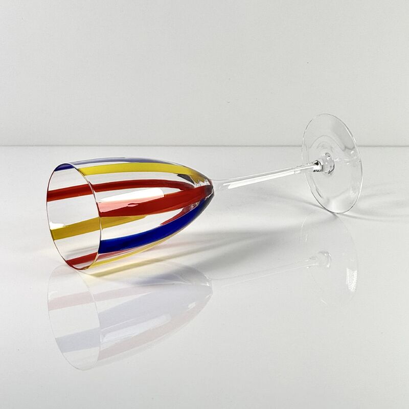 Chất lượng Hand Blown Art Glass Goblet & Coupe Glass Set, Vibrant Red Yellow Blue Vertical Cane Stripes Murano Style Stemmed Wine & Martini Glasses for Bar, Party & Gift nhà máy