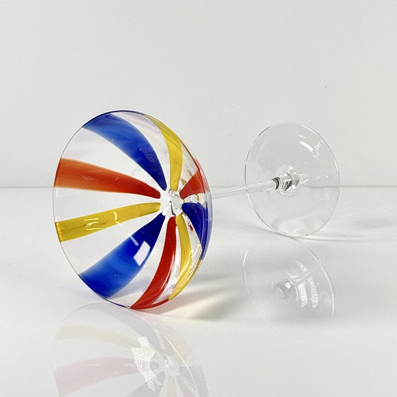 Chất lượng Hand Blown Art Glass Goblet & Coupe Glass Set, Vibrant Red Yellow Blue Vertical Cane Stripes Murano Style Stemmed Wine & Martini Glasses for Bar, Party & Gift nhà máy