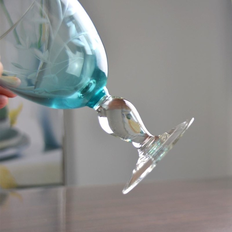 chất lượng Vintage Scandinavian Style Engraved Turqoise Crystal Wine Glass , Clear Goblet Glasses nhà máy sản xuất