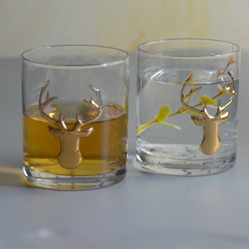 chất lượng Decorative Round Personalised Whisky Glass For Christmas nhà máy sản xuất