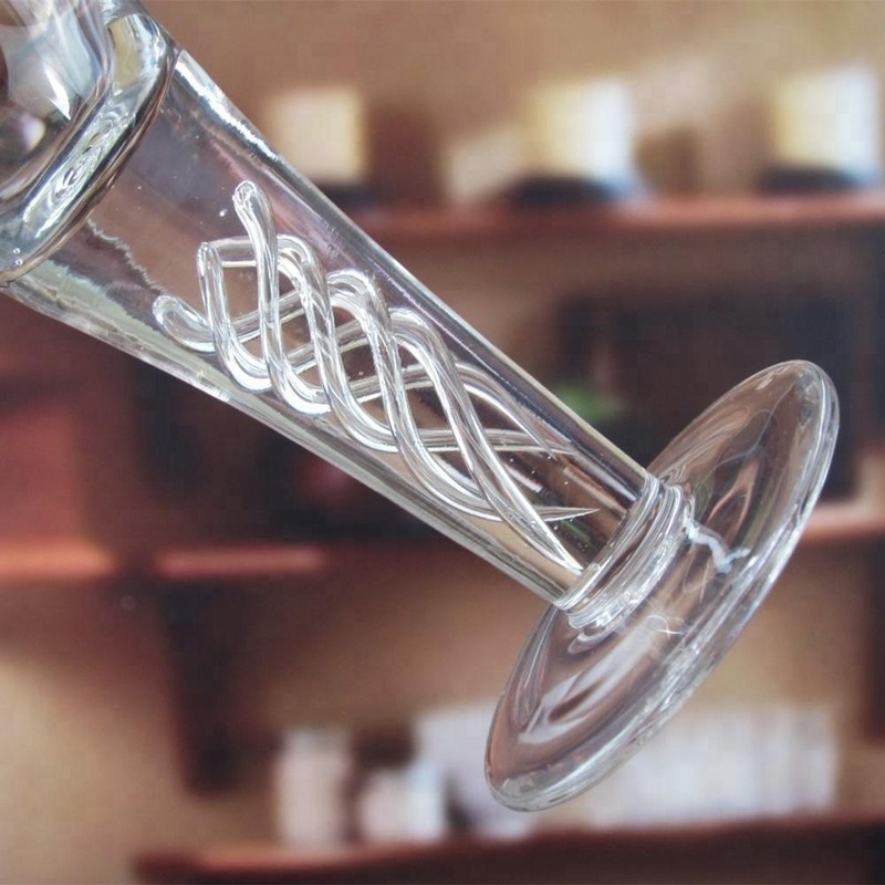 chất lượng Handmade Decorative Twisted DNA Stem Custom Shot Glasses nhà máy sản xuất