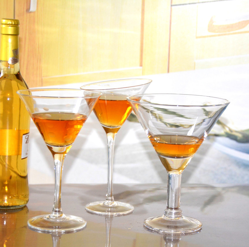 chất lượng Unique Customization Thick Stem Crystal Cocktail Glasses nhà máy sản xuất