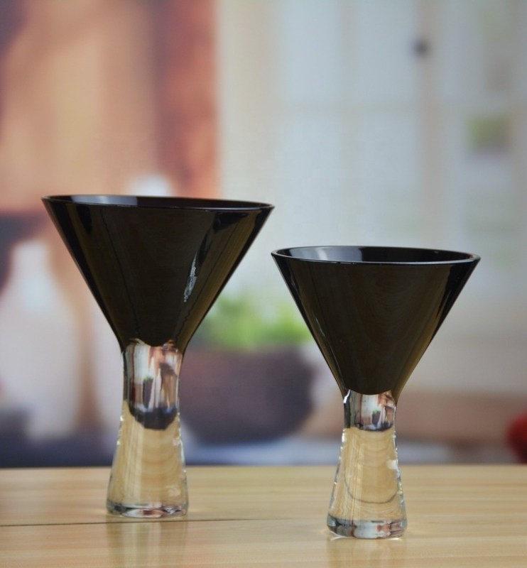 chất lượng Whole Set Heavy Stout Stemed Crystal Cocktail Glasses , Vintage Martini Glasses nhà máy sản xuất