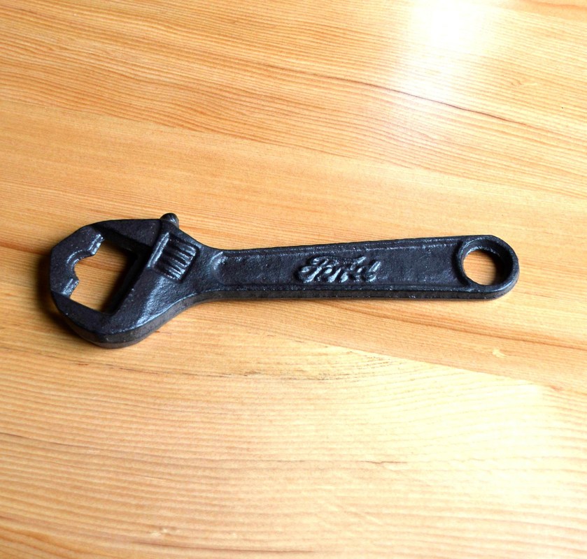 chất lượng Spanner Shape Cast Iron Bottle Opener nhà máy sản xuất