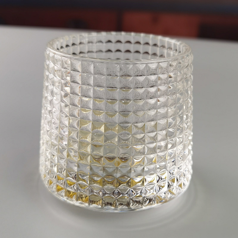 chất lượng Lead Free  FDA Embossed Handmade Whiskey Glass Turning Bottom nhà máy sản xuất