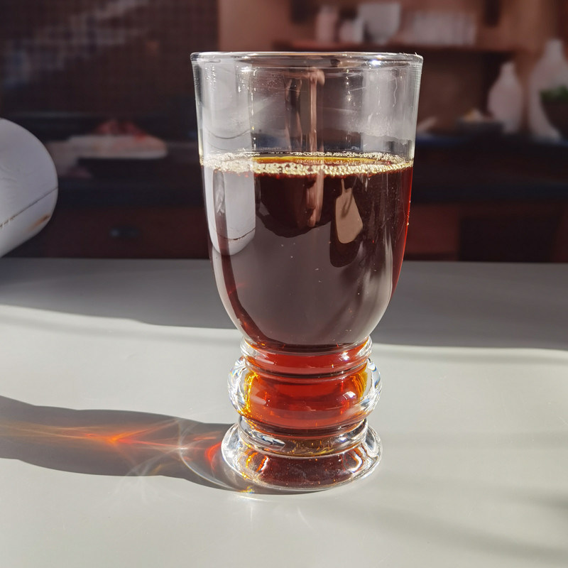 chất lượng 550ml Retro Style Craft Beer Tulip Glasses With Handle Bottom nhà máy sản xuất