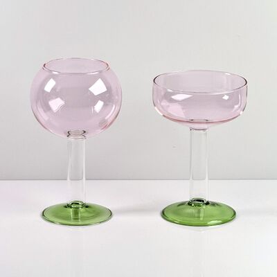 Chất lượng Hand Blown Borosilicate Stemmed Wine & Cocktail Glass Set, Pink Bowl with Green Hollow Stem Base, Colored Spray Tinted Art Goblets for Bar, Wedding & Table Decor nhà máy