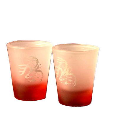chất lượng 2oz Tinting Color Frozen Matte Unique Shot Glasses nhà máy sản xuất