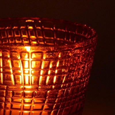 chất lượng Embossed Linen Pattern Solid Amber Glass Tea Light Holders nhà máy sản xuất