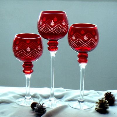 chất lượng Hand Cutted Design Red Glass Candle Holders With Color Long Stem nhà máy sản xuất