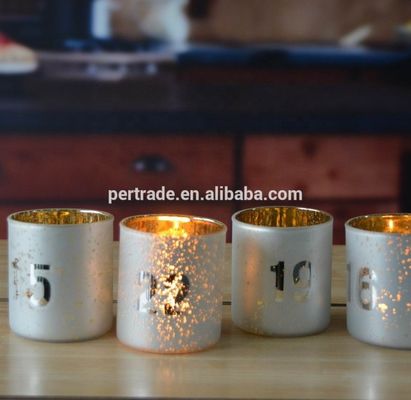 chất lượng Electroplated Matte Glass Candle Holders With Morden Pattern nhà máy sản xuất