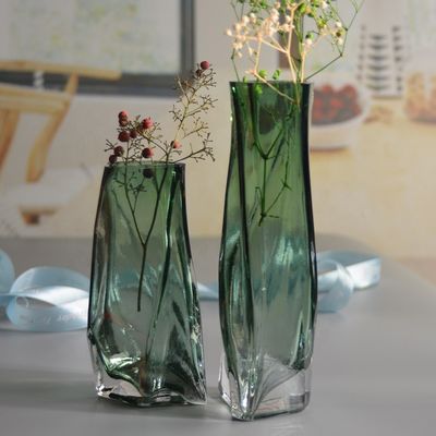 chất lượng 3 Size Warped Grey Color Tall Centerpiece Vases nhà máy sản xuất