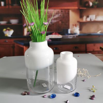 chất lượng Hand Made Solid White Top Half Ceramic Glass Jar Vase nhà máy sản xuất