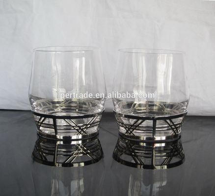 chất lượng Retro Style Metal Base Rock Glass Handmade Whiskey Glass , Crystal Whisky Glasses nhà máy sản xuất