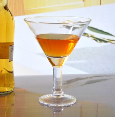 chất lượng Unique Customization Thick Stem Crystal Cocktail Glasses nhà máy sản xuất