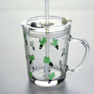 chất lượng Cartoon Crystal Drinking Glass With Lid And Silicate Straw nhà máy sản xuất