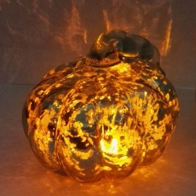 chất lượng Pumpkin Lantern Antique Glass Candle Holders For Halloween nhà máy sản xuất