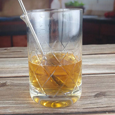 chất lượng 550ml Crystal Seamless Cocktail Mixing Glass With Hand Cut nhà máy sản xuất