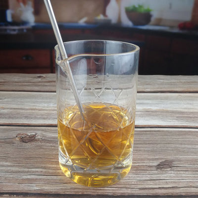 chất lượng 550ml Crystal Seamless Cocktail Mixing Glass With Hand Cut nhà máy sản xuất