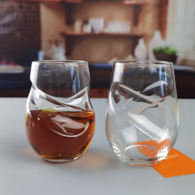 chất lượng Twisted Swirling Crystal Red Wine Glasses 250ml Stemless nhà máy sản xuất