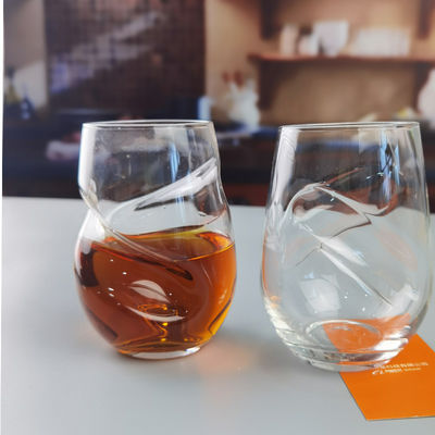 chất lượng Twisted Swirling Crystal Red Wine Glasses 250ml Stemless nhà máy sản xuất